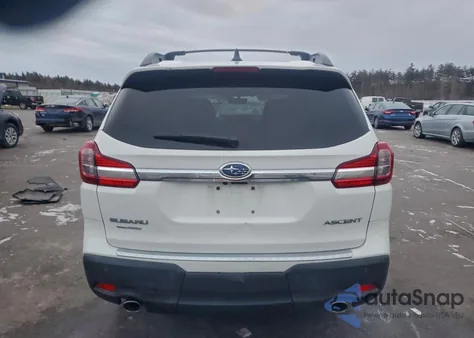 2019 Subaru Ascent Premium z USA, uszkodzony, nr VIN 4S4WMACD6K3438232